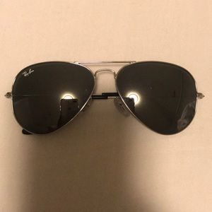 Silver ray ban aviators